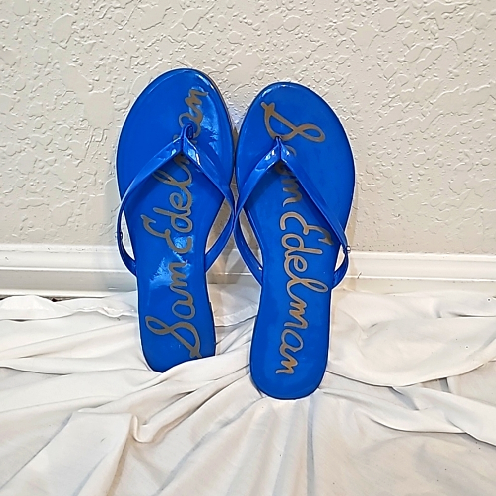 Sandles